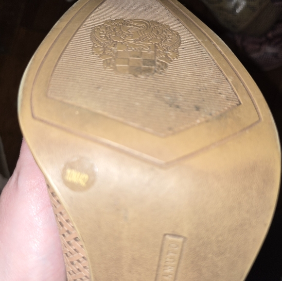 Vince Camuto point toe terracotta booties, work once size 10,open weave. - Picture 3 of 4